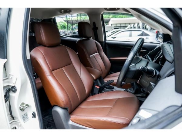 C5955 2018 Isuzu D-Max Cab4 3.0 Z Prestige Hi-Navigator รูปที่ 5